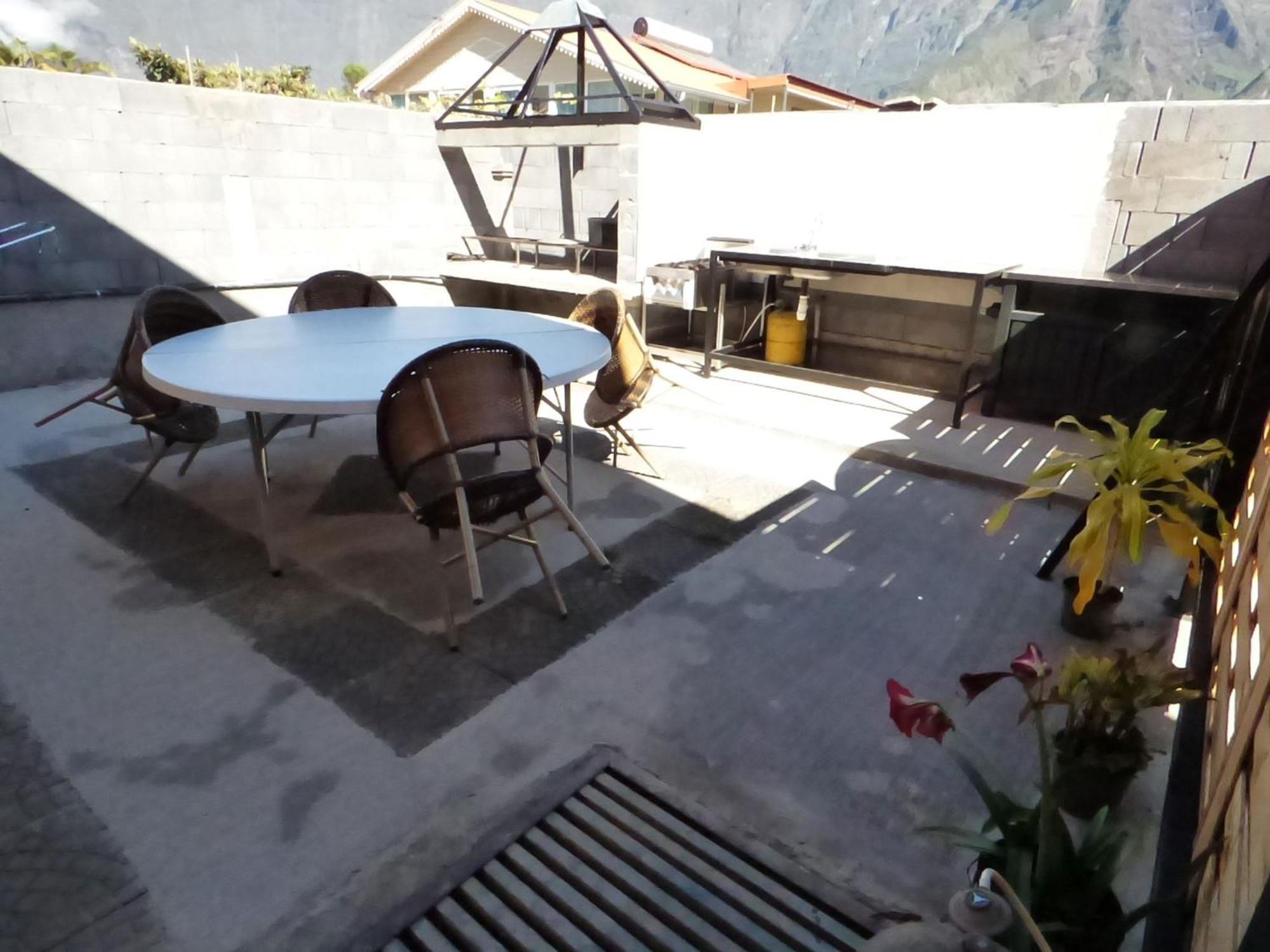 Chambres Et Tables D'Hotes Chez Paul Et Lydie Cilaos Ngoại thất bức ảnh